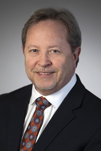 Steven Yoho Headshot